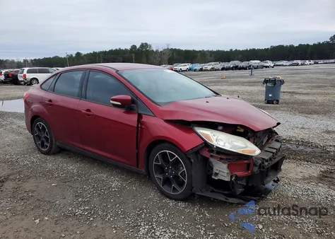 2013 Ford Focus Se z USA, uszkodzony, nr VIN 1FADP3F24DL383443